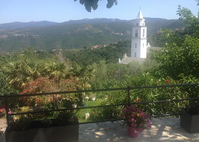 Casa Di Emma ベッド・アンド・ブレックファスト Santo-Pietro-di-Tenda